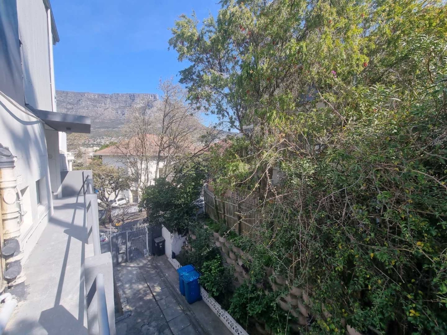 To Let 1 Bedroom Property for Rent in Tamboerskloof Western Cape